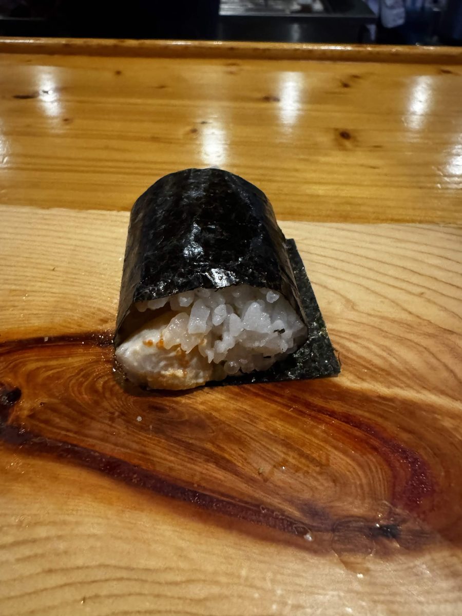 Bay scallop handroll